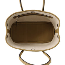 Load image into Gallery viewer, HERMES Neo Garden Dune Togo Leather Size 23
