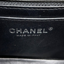 将图像加载到图库查看器中，CHANEL Mini Matelasse ChainShoulder Bag BlackA35200 Lambskin
