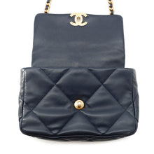 将图像加载到图库查看器中，CHANEL CHANEL 19 ChainShoulder NavyAS1160 Lambskin
