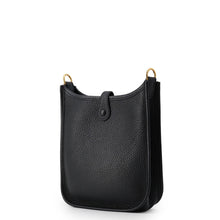 Load image into Gallery viewer, HERMES Evelyne Amazon Short Black Taurillon Lecmans Size TPM
