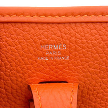 将图像加载到图库查看器中，HERMES Evelyne3 Tangerine Taurillon Clemence Size 23
