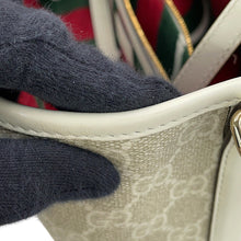 将图像加载到图库查看器中，GUCCI GG Emblem 2-Way Handbag White/Beige815214 FAD6L 9641 GG Emblem Leather Size Medium
