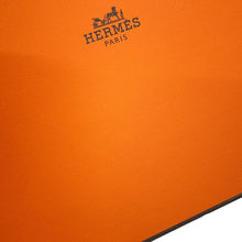 Load image into Gallery viewer, HERMES Evelyne Long Amazon Green Pantan Taurillon Clemence Size TPM
