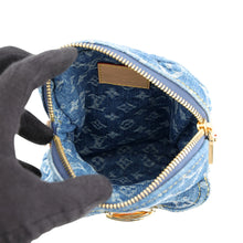 将图像加载到图库查看器中，LOUIS VUITTON Pochette Fairfax Blue DenimM82948 Monogram Denim LVRemix
