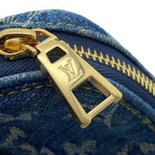 将图像加载到图库查看器中，LOUIS VUITTON Pochette Fairfax Blue DenimM82948 Monogram Denim LVRemix
