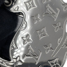 Load image into Gallery viewer, LOUIS VUITTON Monogram Bijoux Sac・LV Dog White/BrownM00747 Metal
