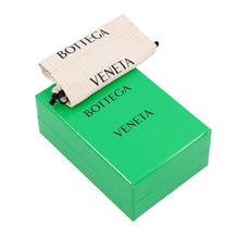 Load image into Gallery viewer, Bottega Veneta Maxi INTRECCIATO Badge Holder Black701460VCQC48425 Lambskin
