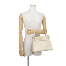 Load image into Gallery viewer, HERMES Kelly Retourne Craie Taurillon Clemence Size 28
