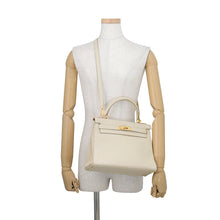 Load image into Gallery viewer, HERMES Kelly Retourne Craie Taurillon Clemence Size 28
