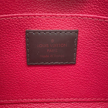 将图像加载到图库查看器中，LOUIS VUITTON Pochette Cosmetic RedN47516 Damier Ebene Canvas Size PM
