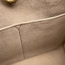 将图像加载到图库查看器中，LOUIS VUITTON Onthego Tourterelle claimM45779 Bicolor Monogram Empreinte Leather Monogram Giant Size PM
