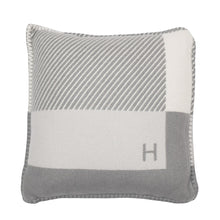 Load image into Gallery viewer, HERMES HRiviera Cushion grease Wool90% Cashmere10% Size PM
