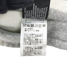 Load image into Gallery viewer, HERMES Avalon III Cushion Ecru/Gris・Claire Wool90% Cashmere10% Size PM
