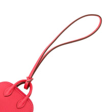 将图像加载到图库查看器中，HERMES Bolide On-Wheel Bag Charm Rose Extreme/Vert Vertigo Chevre Myzore Goatskin
