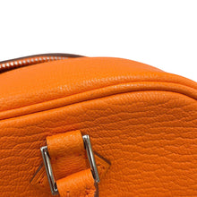 将图像加载到图库查看器中，HERMES Plume Orange Chevre Myzore Goatskin Size Mini
