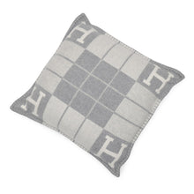 Load image into Gallery viewer, HERMES Avalon III Cushion Ecru Gris Claire Wool90% Cashmere10% Size PM
