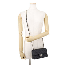 将图像加载到图库查看器中，CHANEL Matelasse BlackA69900 Lambskin Size Mini
