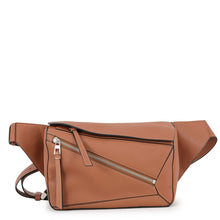 将图像加载到图库查看器中，LOEWE Puzzle Bumbag BrownB510P35X09 Leather Size Small
