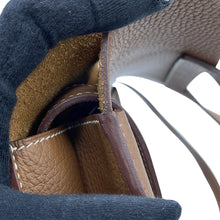 Load image into Gallery viewer, HERMES Halzan Halzan Taurillon Clemence Size 31
