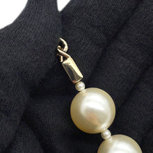 Load image into Gallery viewer, CHANEL Matelasse Pearl Chain Wallet BlackAP1841 Lambskin Pearl

