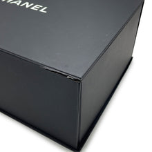 Load image into Gallery viewer, CHANEL Boy Chanel Chain Shoulder Bag BlackA67086 Caviar Leather Size 25
