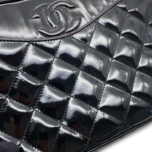 Load image into Gallery viewer, CHANEL Matelasse fringed chain shoulder bag Black Patent Leather
