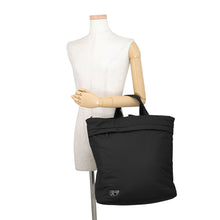 将图像加载到图库查看器中，BURBERRY Shield N/S Tote 2WAY Bag Black81025151 Nylon
