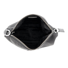 将图像加载到图库查看器中，PRADA Re-Nylon Shoulder Bag Black2VH113_2DMH_F0002_V_XOP Nylon Saffiano LeatherLeather
