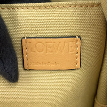 将图像加载到图库查看器中，LOEWE Round Backpack Crete/Warm DesertB314278X01 3968 Calf Leather Canvas
