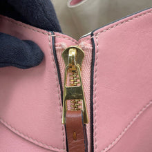 Load image into Gallery viewer, LOEWE hammock MediumPink/Tan387.30WS35 Grained Calf Leather Size Small
