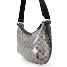 将图像加载到图库查看器中，GUCCI GG Crystal Shoulder Bag Gray/Black/Gold181092 PVC Leather
