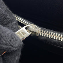 Load image into Gallery viewer, CHANEL GST Chain Tote BlackA50995 Caviar Leather
