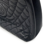 Load image into Gallery viewer, CHANEL GST Chain Tote BlackA50995 Caviar Leather
