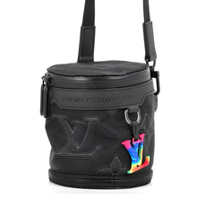 将图像加载到图库查看器中，LOUIS VUITTON Expandable Polochon BlackM45604 3DMonogram
