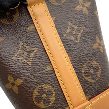 将图像加载到图库查看器中，LOUIS VUITTON Nano Noe BrownM81266 Monogram
