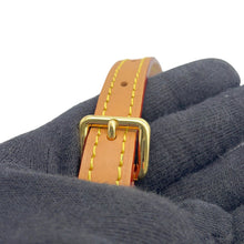 将图像加载到图库查看器中，LOUIS VUITTON Nano Noe BrownM81266 Monogram
