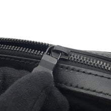 将图像加载到图库查看器中，LOUIS VUITTON Duo messenger NoirM69827 Monogram Shadow
