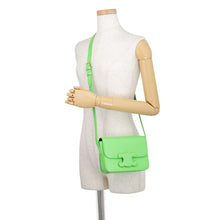 将图像加载到图库查看器中，CELINE Teen Cuil Triomphe Shoulder Bag Light Green199233 Leather Size Small
