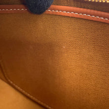 将图像加载到图库查看器中，CELINE Triomphe Ava One Shoulder Bag White193952BZJ.01BC Leather PVC
