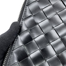 将图像加载到图库查看器中，Bottega Veneta INTRECCIATO Shoulder Bag Black596370 Calf Leather
