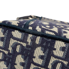 将图像加载到图库查看器中，Dior Travel Vanity Oblique Embroidery Navy/GrayS5480VRIW Canvas Size Medium
