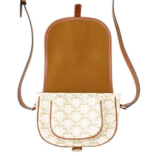 将图像加载到图库查看器中，CELINE Folco Triomphe Shoulder Bag White/Brown PVC Calf Leather Size Medium

