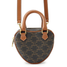 将图像加载到图库查看器中，CELINE Triomphe Heart Handbag Tan198222 PVC Leather
