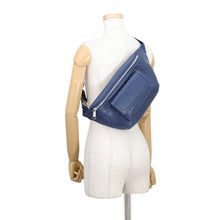 将图像加载到图库查看器中，GUCCI Jumbo GG Embossed Crossbody Bag Blue645093 AABY7 4236 Leather
