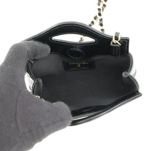 将图像加载到图库查看器中，CHANEL CHANEL31 BlackAP3875 Lambskin
