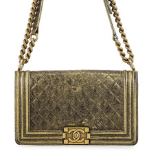 将图像加载到图库查看器中，CHANEL Boy Chanel Gold/BlackA67085 Lambskin
