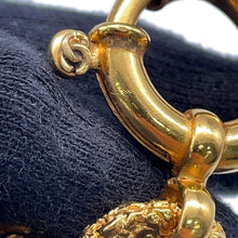 将图像加载到图库查看器中，CHANEL CC Logo Lava Motif Bracelet Gold Metal
