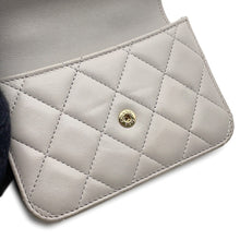 将图像加载到图库查看器中，CHANEL ChainShoulder Bag GrayAP2200 Lambskin Size Mini

