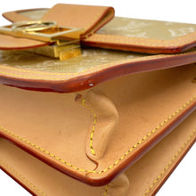 将图像加载到图库查看器中，LOUIS VUITTON Dauphine Gold/BrownM22826 Monogram Laminated Jacquard Size MINI
