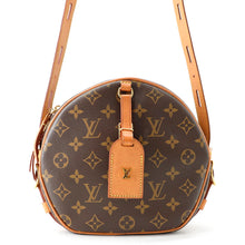 Load image into Gallery viewer, LOUIS VUITTON Boite Chapeau Souple BrownM45647 Monogram Size MM
